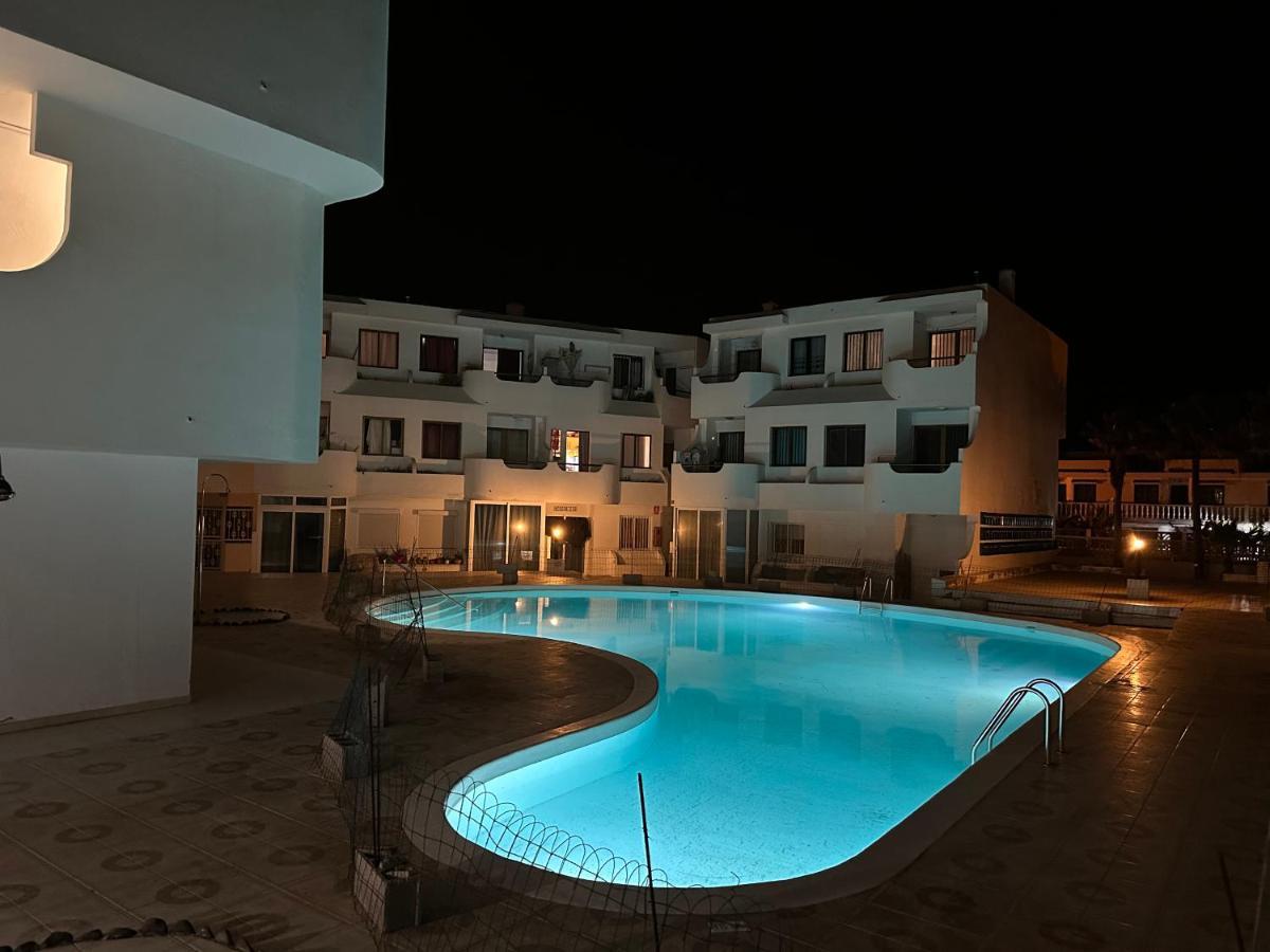 Ocean Sunrise Apartamento Costa De Antigua Exterior foto