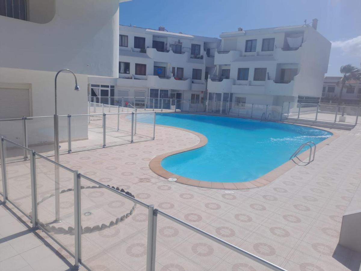 Ocean Sunrise Apartamento Costa De Antigua Exterior foto